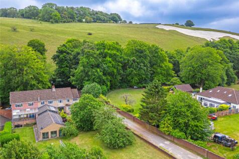 9 bedroom detached house for sale