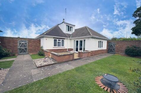 2 bedroom detached house for sale