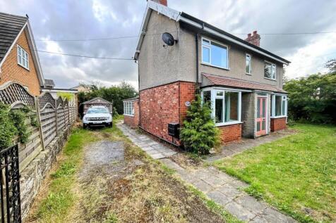 Holme Road, Market Weighton 3 bed detached house for sale