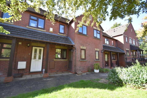 Neufchatel Court, Whitchurch 2 bed terraced house for sale