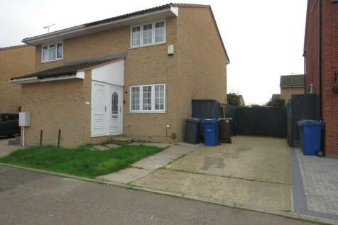 2 bedroom semi-detached house for sale