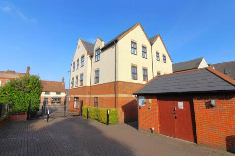 Whitehorse Street, Baldock, SG7 2 bed apartment for sale