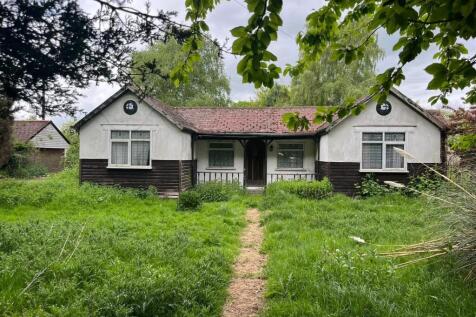 Bedford Road, Holwell, Hitchin, SG5 1 bed detached house for sale