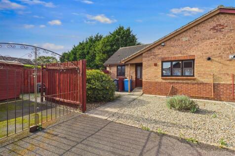 Oribi Close, Kingston Upon Hull 2 bed semi