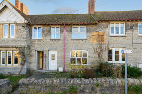 Grange Road, Street 3 bed character property for sale