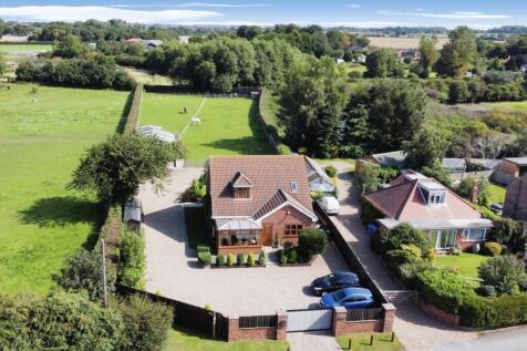 Pitt Lane, Ryehill, Hull,  HU12 9NN 4 bed detached house for sale