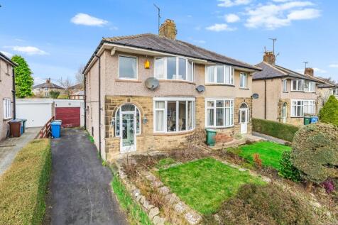 Otley Road, Skipton, North Yorkshire... 3 bed semi