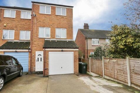 3 bedroom end of terrace house for sale