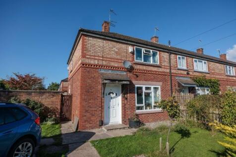 2 bedroom end of terrace house for sale