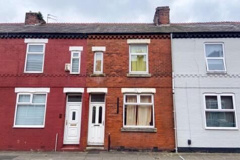 4 bedroom terraced house for sale