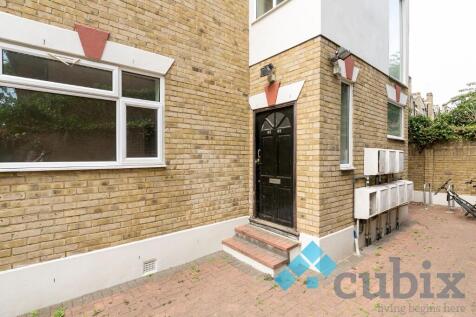 2 bedroom ground floor flat for sale
