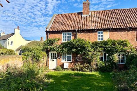 2 bedroom end of terrace house for sale