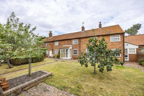 7 bedroom detached house for sale