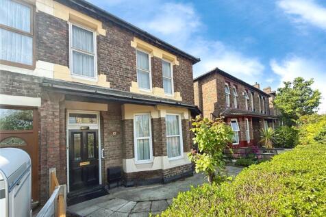 5 bedroom semi-detached house for sale