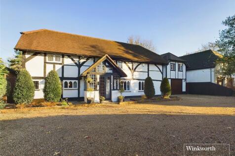 6 bedroom detached house for sale