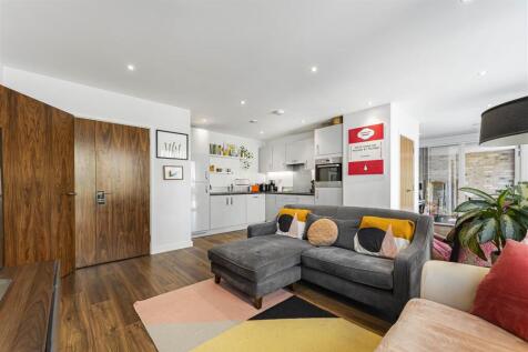 1 bedroom flat for sale