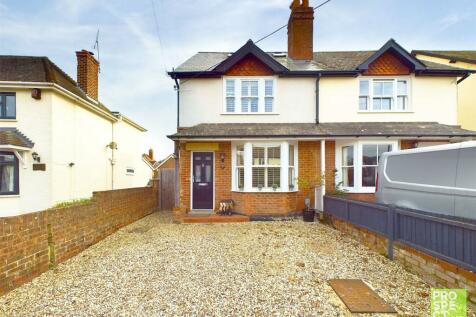 4 bedroom semi-detached house for sale