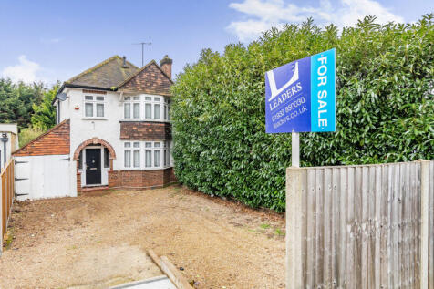 Brooklands Road, Weybridge, Surrey 3 bed house for sale