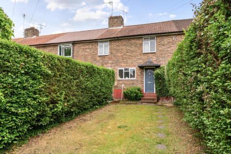 Monument Road, Weybridge, Surrey 3 bed terraced house for sale