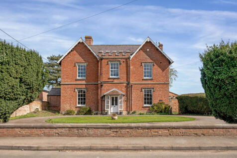 Thornton LE67 5 bed detached house for sale