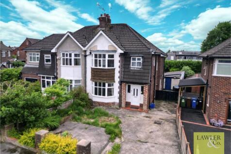 3 bedroom semi-detached house for sale
