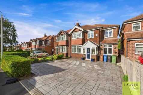 4 bedroom semi-detached house for sale