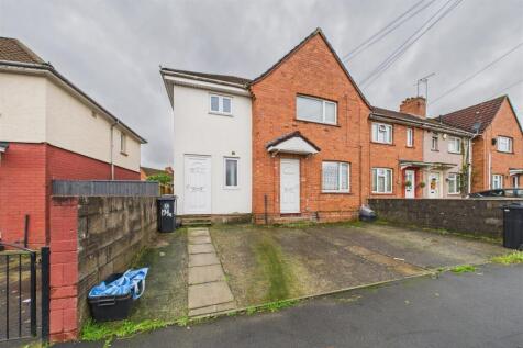 4 bedroom flat for sale