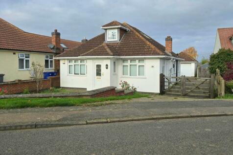 3 bedroom detached bungalow for sale