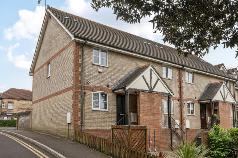 Trinity Road, Bournemouth, Dorset 2 bed end of terrace house for sale
