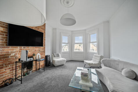 Southcote Road, Bournemouth, Dorset 2 bed apartment for sale