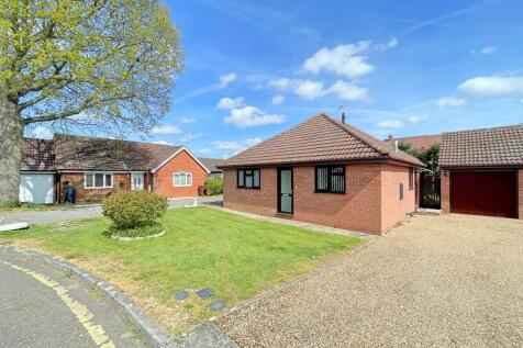 Morley Road, Tiptree, Colchester, CO5 2 bed property for sale
