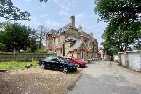 Wimborne Road, Bournemouth BH2 8 bed maisonette for sale