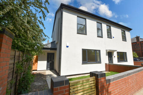 2 bedroom semi-detached house for sale