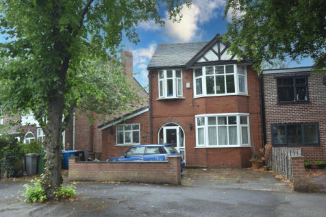 Moorside Road, Urmston, M41 3 bed detached house for sale