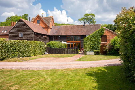 3 bedroom barn conversion for sale