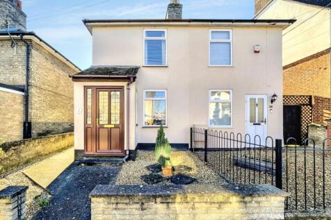 Bridge Street, Stowmarket, IP14 3 bed semi
