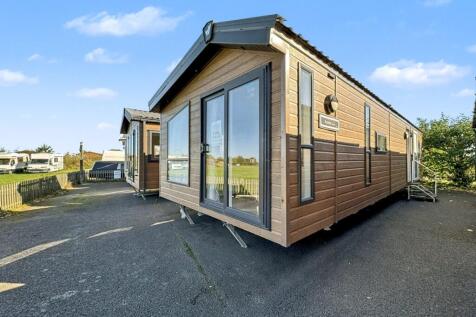 Pettaugh Road, Stonham Aspal... 2 bed lodge for sale