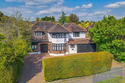 5 bedroom detached house for sale