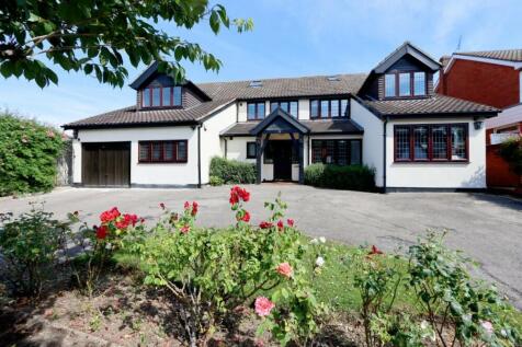5 bedroom detached house for sale