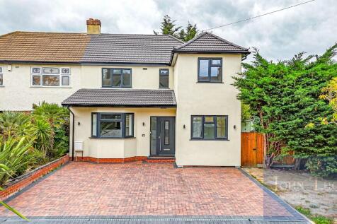 4 bedroom semi-detached house for sale