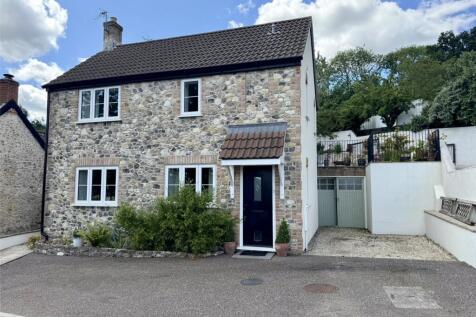 Combe Wood Lane, Chard TA20 3 bed detached house for sale