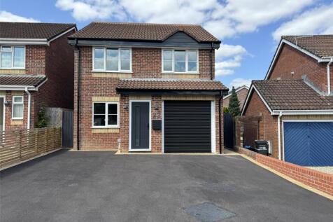 Bracken Way, Somerset TA20 3 bed detached house for sale