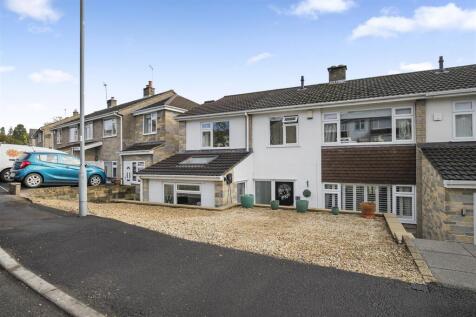 5 bedroom semi-detached house for sale