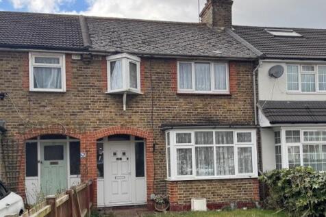 HAYES UB4 3 bed terraced house for sale