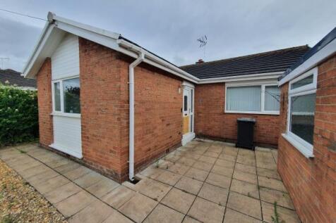 WREXHAM LL13 2 bed bungalow for sale