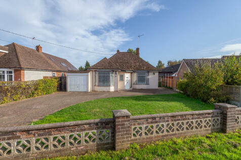 3 bedroom detached bungalow for sale