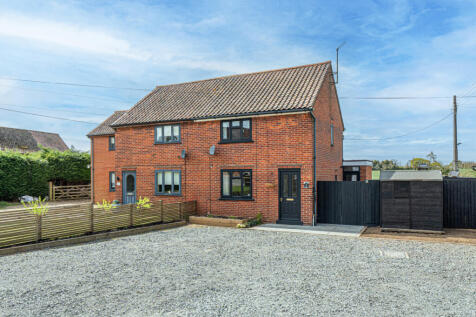 2 bedroom semi-detached house for sale