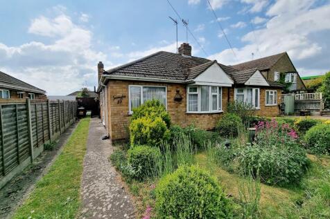 2 bedroom bungalow for sale