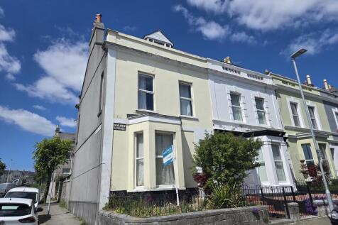 7 bedroom end of terrace house for sale