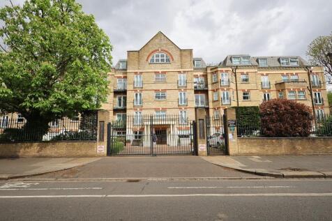 The Vale, London, W3 1 bed apartment for sale